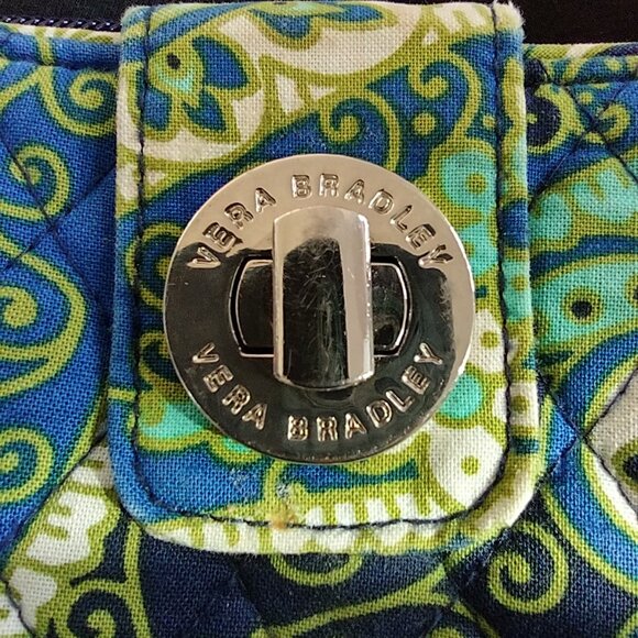 Vera Bradley Retired Rhythm & Blues Turn lock Quilted Wallet - Picture 3 of 15